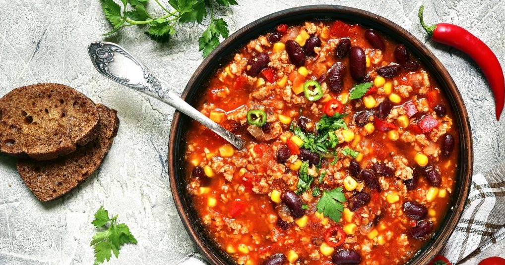 Recipe: Sweet and smokey slow cooker chili - Alberta Beef Producers